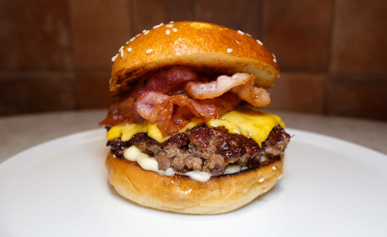 Duas hamburguerias brasileiras entram na lista de melhores do mundo