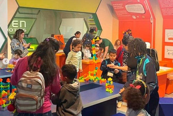 Museus, planetários, parques… Espaços com programação educativa para crianças pelo Brasil