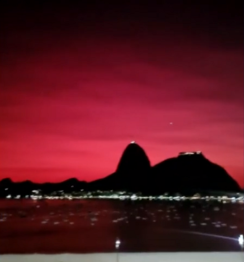 Quando essas partículas interagem com a luz solar durante o nascer ou o pôr do sol, é isso que cria o efeito avermelhado.-reprodução tv globo
