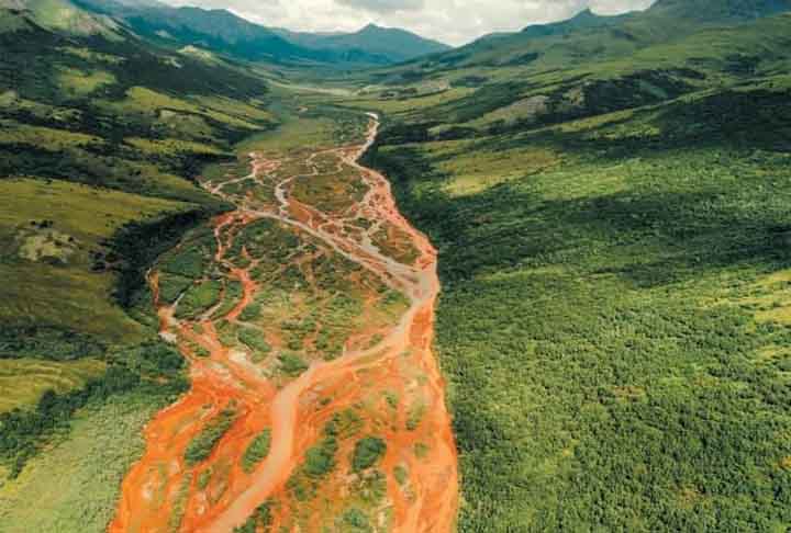 Mistério: água de rios no Alasca ganha cor laranja sem qualquer explicação - Taylor Roades (Scientific American)