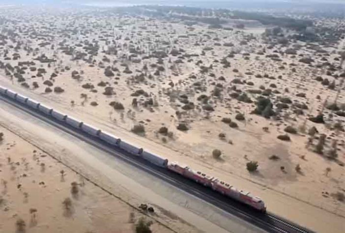 Ferrovia gigante no deserto será uma das maiores do mundo!