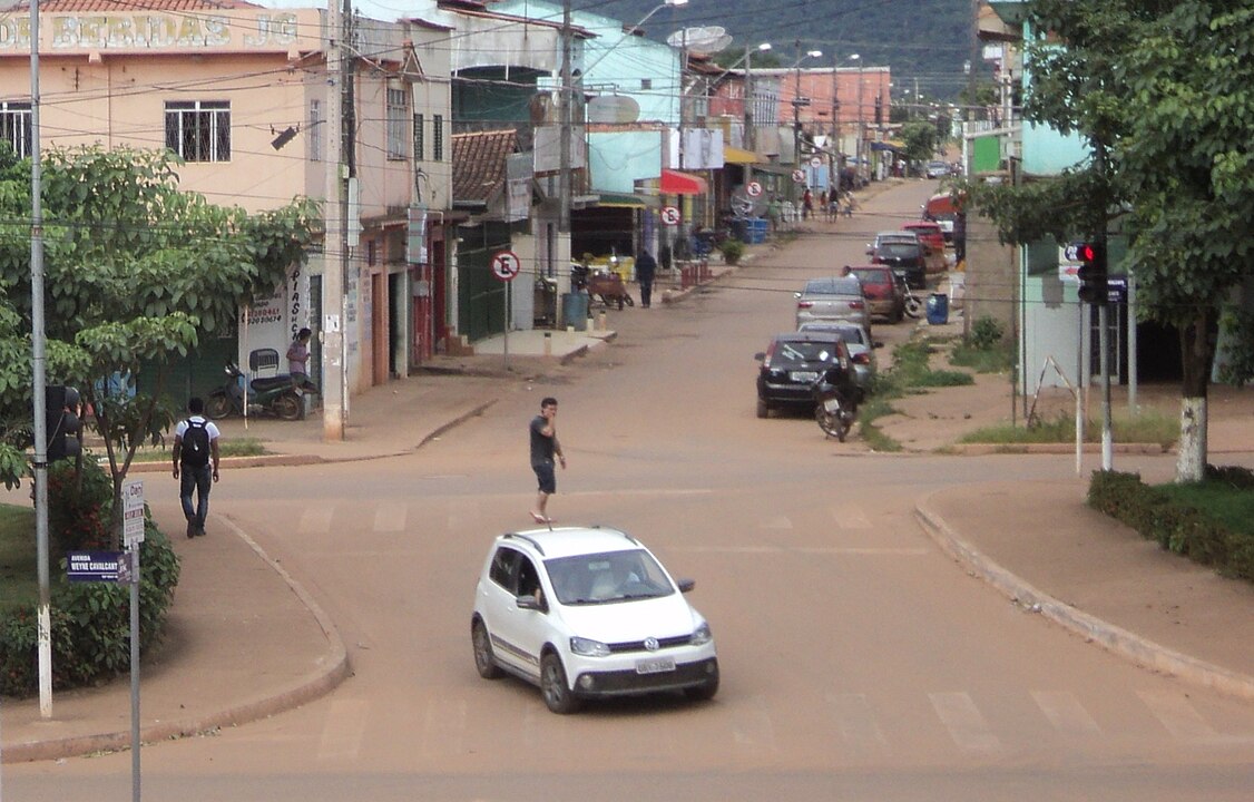 No entanto, cabe destacar que esse indicador não necessariamente reflete distribuição de renda ou qualidade de vida.