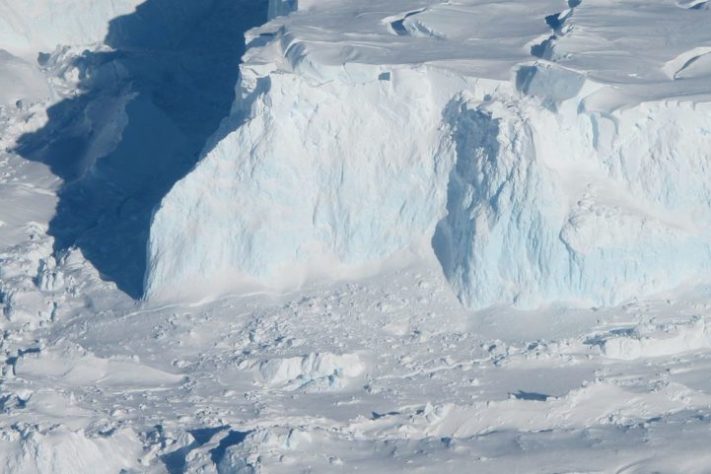 Glaciar Thwaites - geleira do Juízo Final - Antártida - NASA