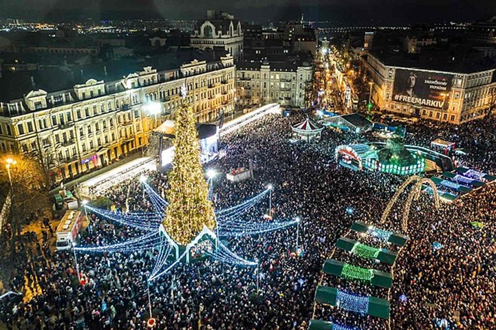 Luz e decoração: Cidades que ficam deslumbrantes no Natal