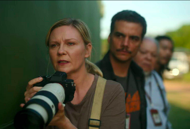 ‘Bombou’: filme com Wagner Moura estreia na liderança nos EUA - divulgação / a24