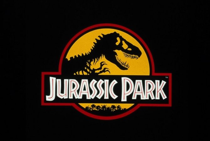 Às vesperas de novo filme da franquia, veja atores de ‘Jurassic Park’ que já morreram
