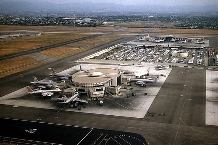 Os cinco países com mais aeroportos no mundo