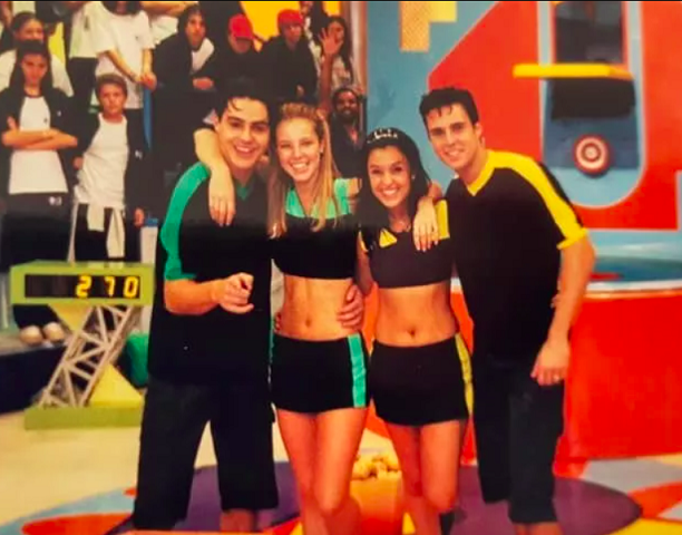 Paolla Oliveira nasceu em São Paulo, em 14 de abril de 1982. Ela começou sua carreira como assistente de palco do programa Passa ou Repassa, do SBT, em 1999.