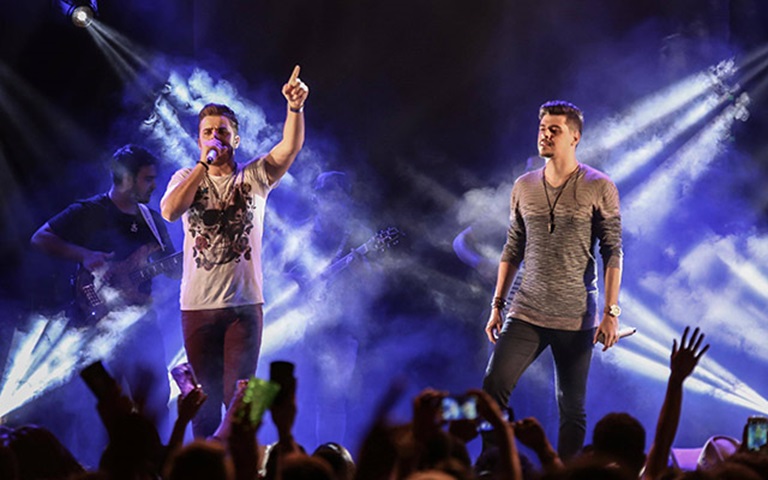 Foi no dia 22/8/2024 que o perfil da dupla Zé Neto e Cristiano nas redes sociais anunciou pausa de 90 dias na agenda de shows para que Zé Neto fosse submetido ao tratamento da saúde mental. 
