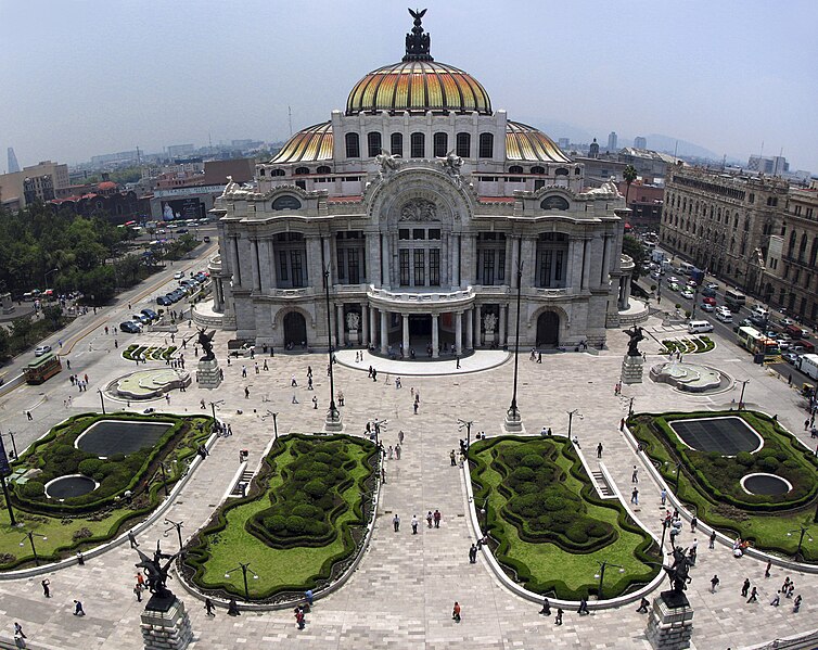 1º lugar: Cidade do México - A capital mexicana lidera a lista com pontuação alta em qualidade e acessibilidade. Os moradores destacaram especialmente os museus e seus acervos monumentais. Foram citados o Palácio de Bellas Artes e o Museu Soumaya. 