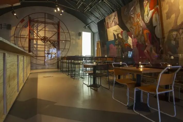 Mark Zuckerberg constrói bunker de R$ 1,3 bilhão