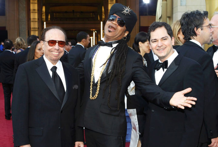 Brown também ganhou reconhecimento internacional, tendo participado de vários projetos mundo afora. Foi dele a música "Real in Rio", do filme “Rio” (2011), que concorreu ao Oscar de Melhor Canção Original em 2012.