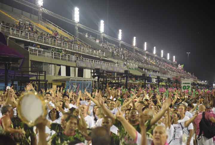 <p>Em 2016, a passarela sediou a competição de tiro com arco e a chegada da maratona durante os Jogos Olímpicos de Verão de 2016. Essas competições exigiram que a passarela passasse por uma reforma ao longo de 2011, com a demolição de alguns camarotes. Com isso, a passarela passou a ter uma simetria quase total entre seus dois lados.</p>
