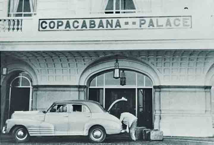 Depois da inauguração, o hotel histórico se tornou um símbolo da cidade e do Brasil, sendo frequentado por celebridades, políticos e figuras da alta sociedade.