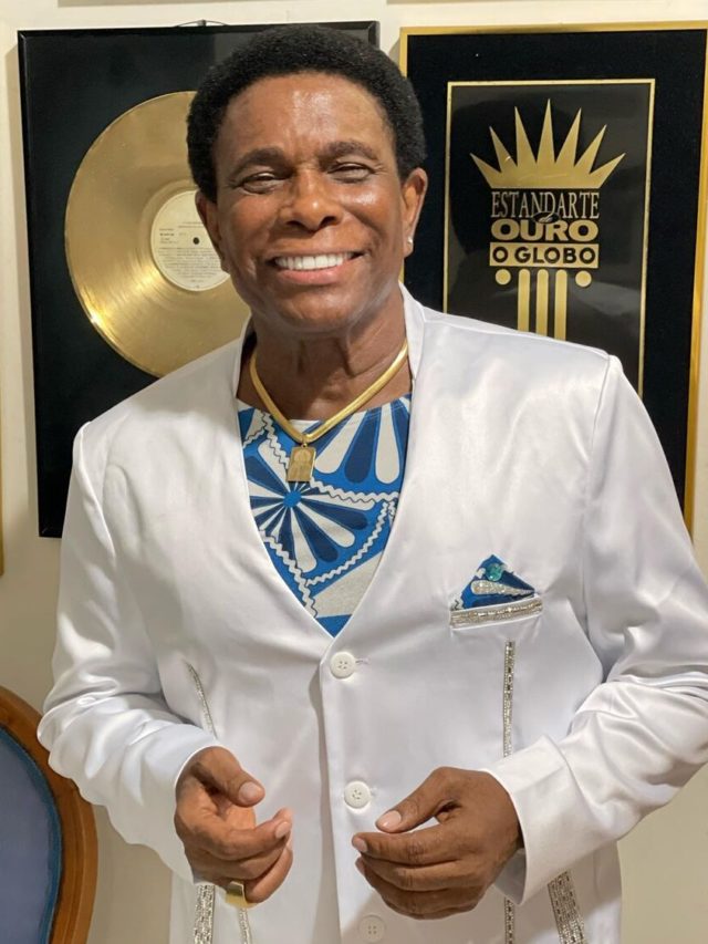 Neguinho da Beija-Flor diz que seguirá na carreira de cantor após despedida da Sapucaí