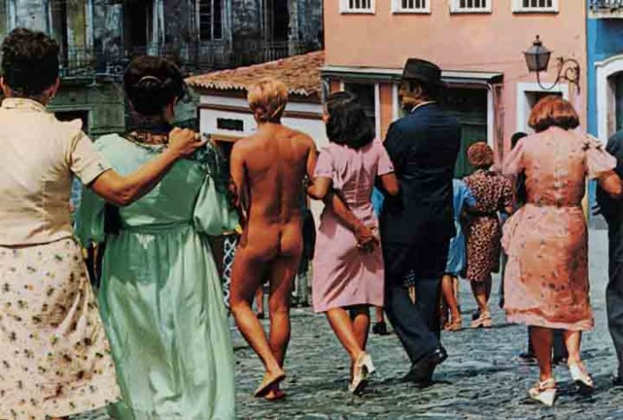 Dona flor e seus dois maridos (1976) - Filmes que se passam no carnaval -