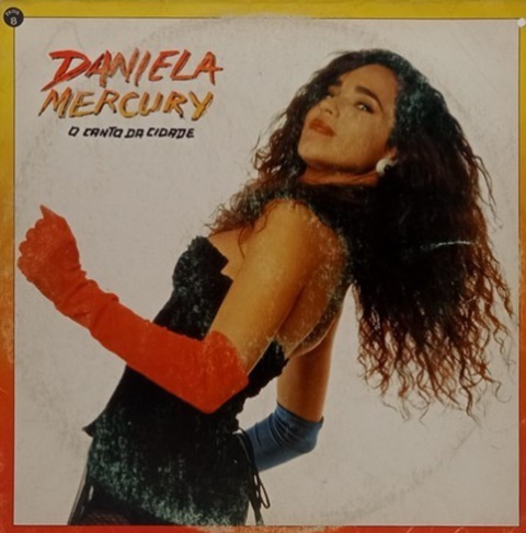 Em 1992, ela lançou o álbum 