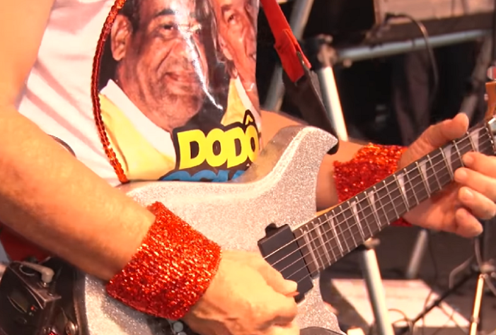 origem dos trios elétricos