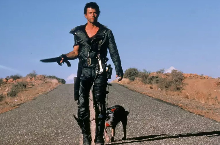 A trilogia "Mad Max" (1979/1981/1985) também foi de enorme sucesso. "Mad Max 2" rendeu a Mel Gibson o prêmio de Melhor Ator no Saturn Awards, em 1982. - Divulgação
