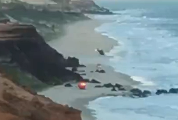 Mulher morre ao cair de falésia na Praia da Pipa, no Rio Grande do Norte