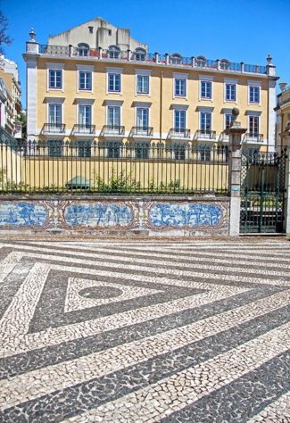História das pedras portuguesas 