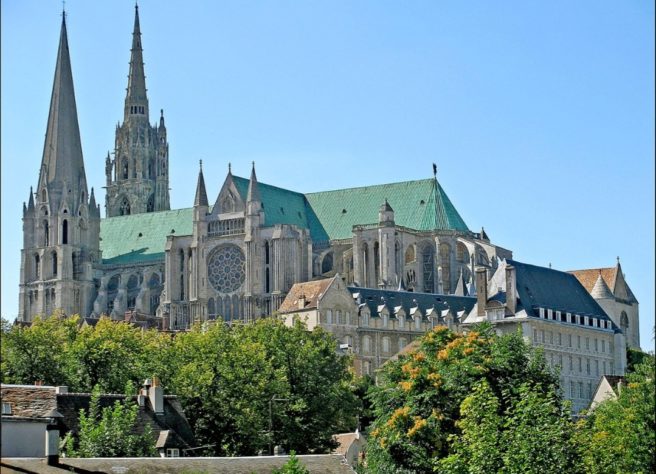 Catedral de Chartres (França)