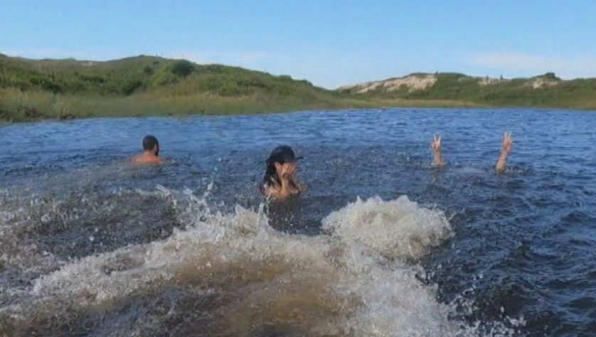 Piscinas naturais atraem turistas a Santa Catarina