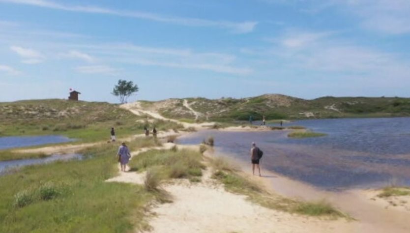 Piscinas naturais atraem turistas a Santa Catarina