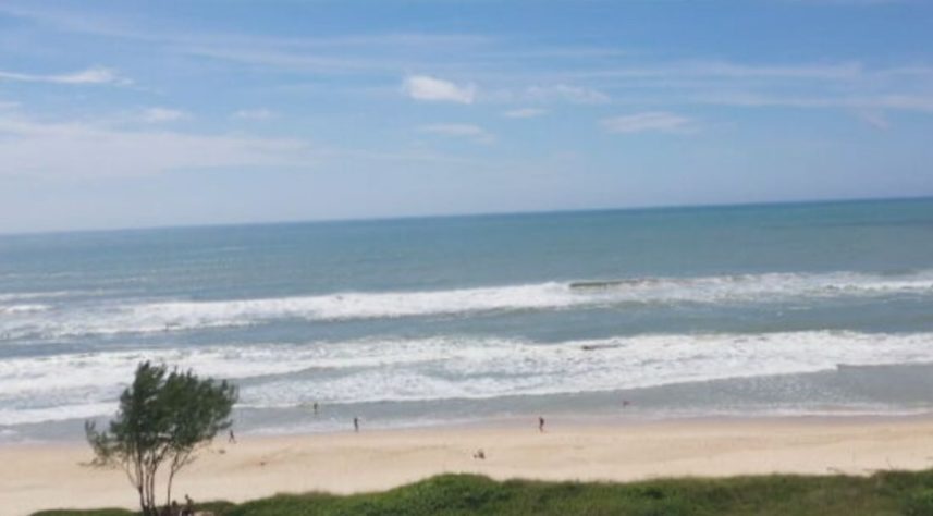 Piscinas naturais atraem turistas a Santa Catarina