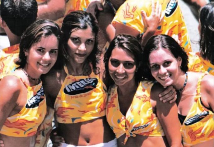 Tradição dos abadás no Carnaval 