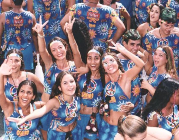 Tradição dos abadás no Carnaval 