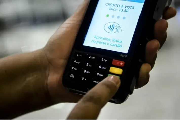 nova regra que limita os juros do rotativo do cartão de crédito