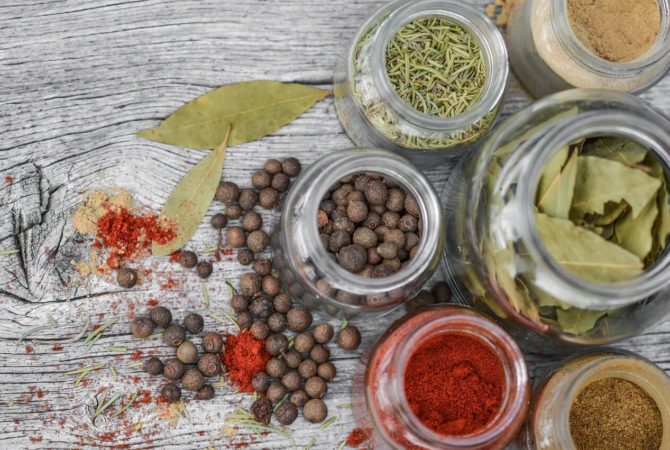 Temperos e especiarias fazem diferença na Gastronomia; veja sugestões pro dia a dia