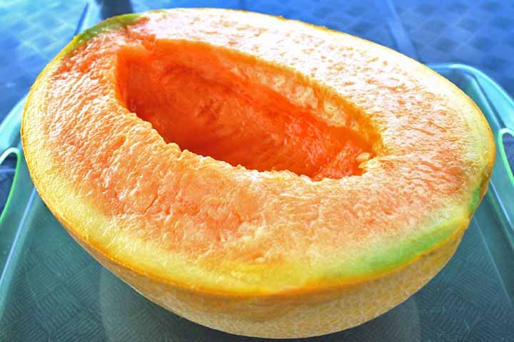 TambÃ©m possui uma boa concentraÃ§Ã£o de vitamina E, que proporciona propriedades antioxidantes, ajudando a prevenir o cÃ¢ncer e as doenÃ§as cardiovasculares. 