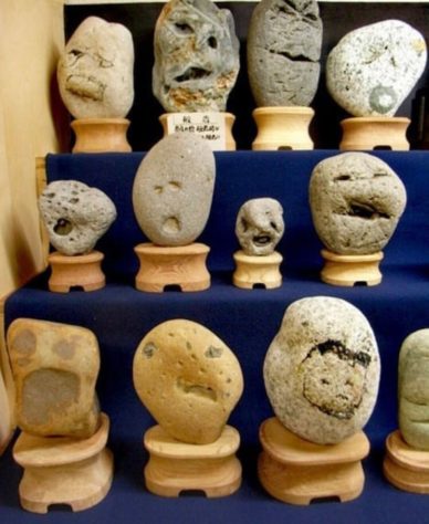 Museu japonês inusitado tem pedras com rostos