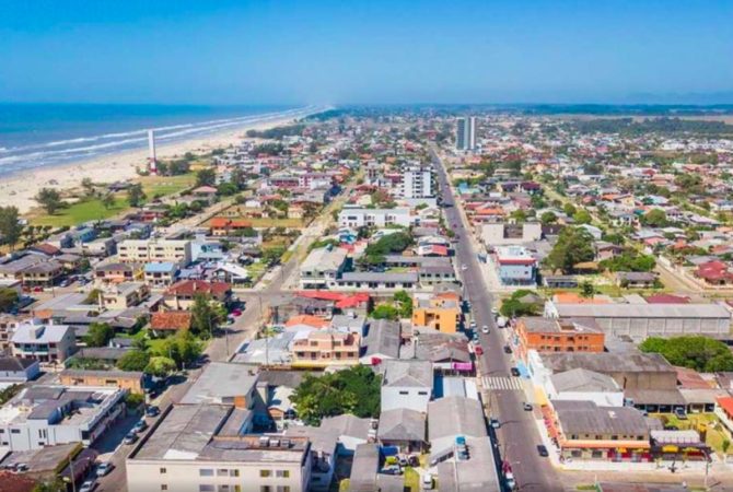 Cidades do Brasil com mais imóveis do que habitantes