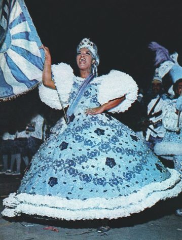 Vilma Nascimento, ex-porta-bandeira e ícone da Portela