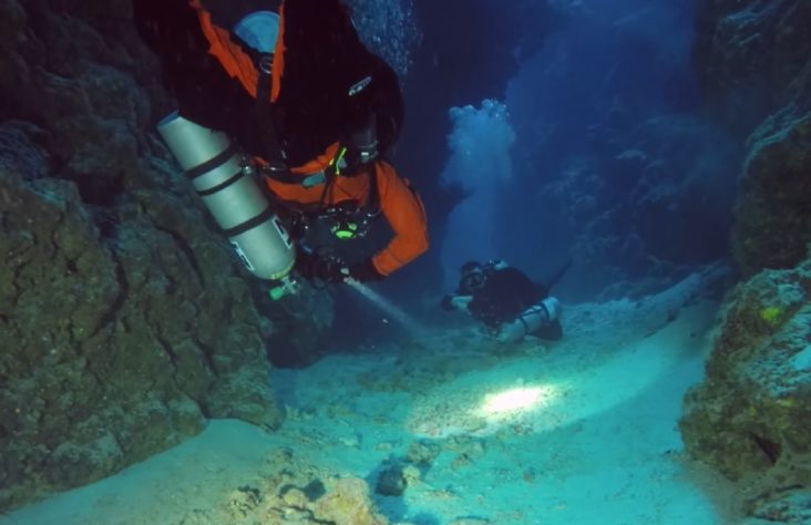 Pesquisadores descobrem cânion gigante no fundo do mar mediterrâneo