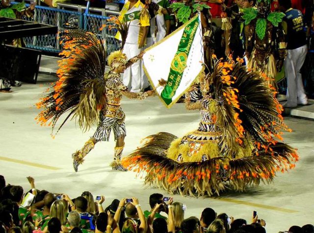 Mestre-sala e Porta-bandeira -