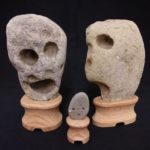 Museu japonês inusitado tem pedras com rostos
