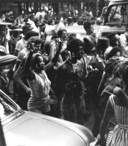 Colecionador brasileiro guarda acervo que conta a história do Carnaval do Rio