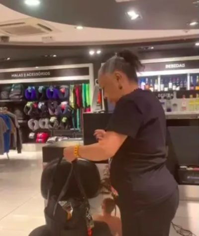 Vilma Nascimento - Ex-porta-bandeira da Portela passa por situação constrangedora no Aeroporto de Brasília