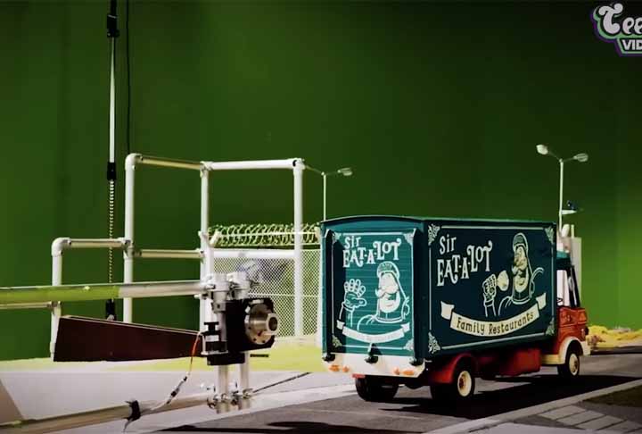 O estúdio também enfrentou uma inundação dentro do prédio que prejudicou a produção de Ameaça dos Nuggets, sendo resolvido com "tubulações e baldes", conforme descrito em reportagem da revista Variety em dezembro de 2023. A pandemia foi outro golpe que atrasou as filmagens.