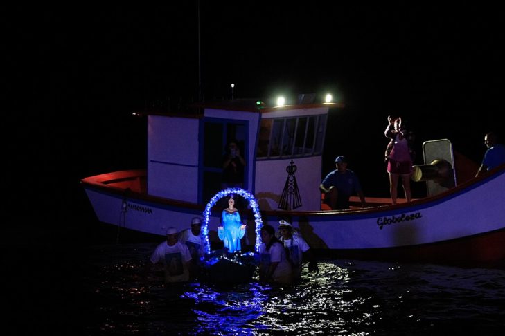 <p>A conexÃ£o de IemanjÃ¡ com o mar tambÃ©m fez com que ela passasse a ser considerada protetora dos marinheiros e pescadores no Brasil. </p>

