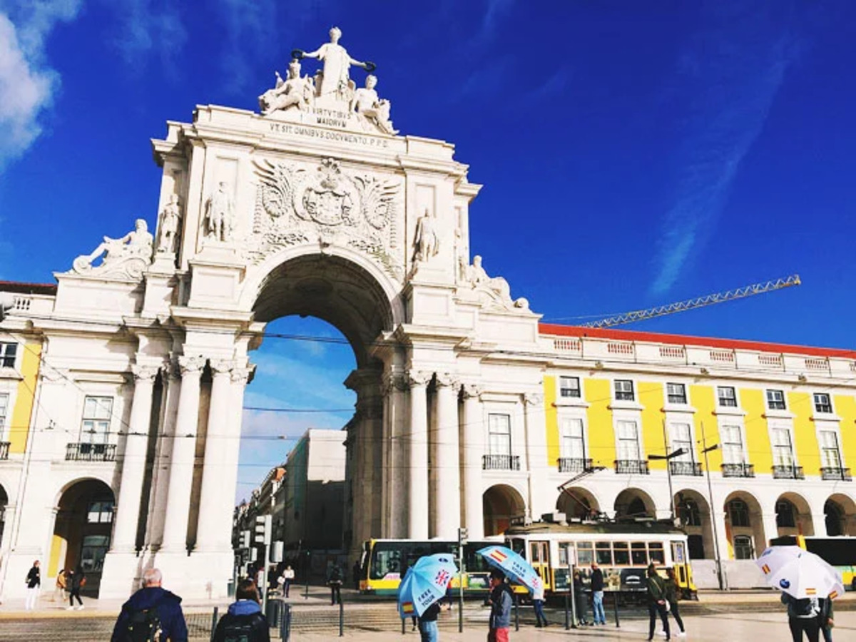 7º – Portugal – 1.354
Considerado um dos países mais tranquilos da Europa, com estabilidade econômica, segurança urbana e boas políticas sociais.

