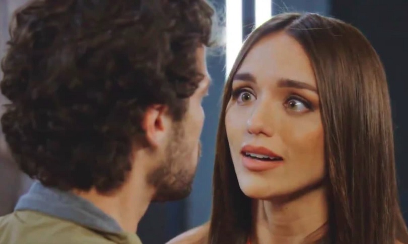 Também integrou o elenco da série “Rensga Hits!” e, em 2024, estreou em novelas da TV Globo com “Família É Tudo”.
