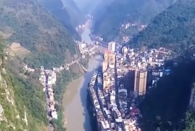 Cidade na China é conhecida como “a mais estreita do mundo”