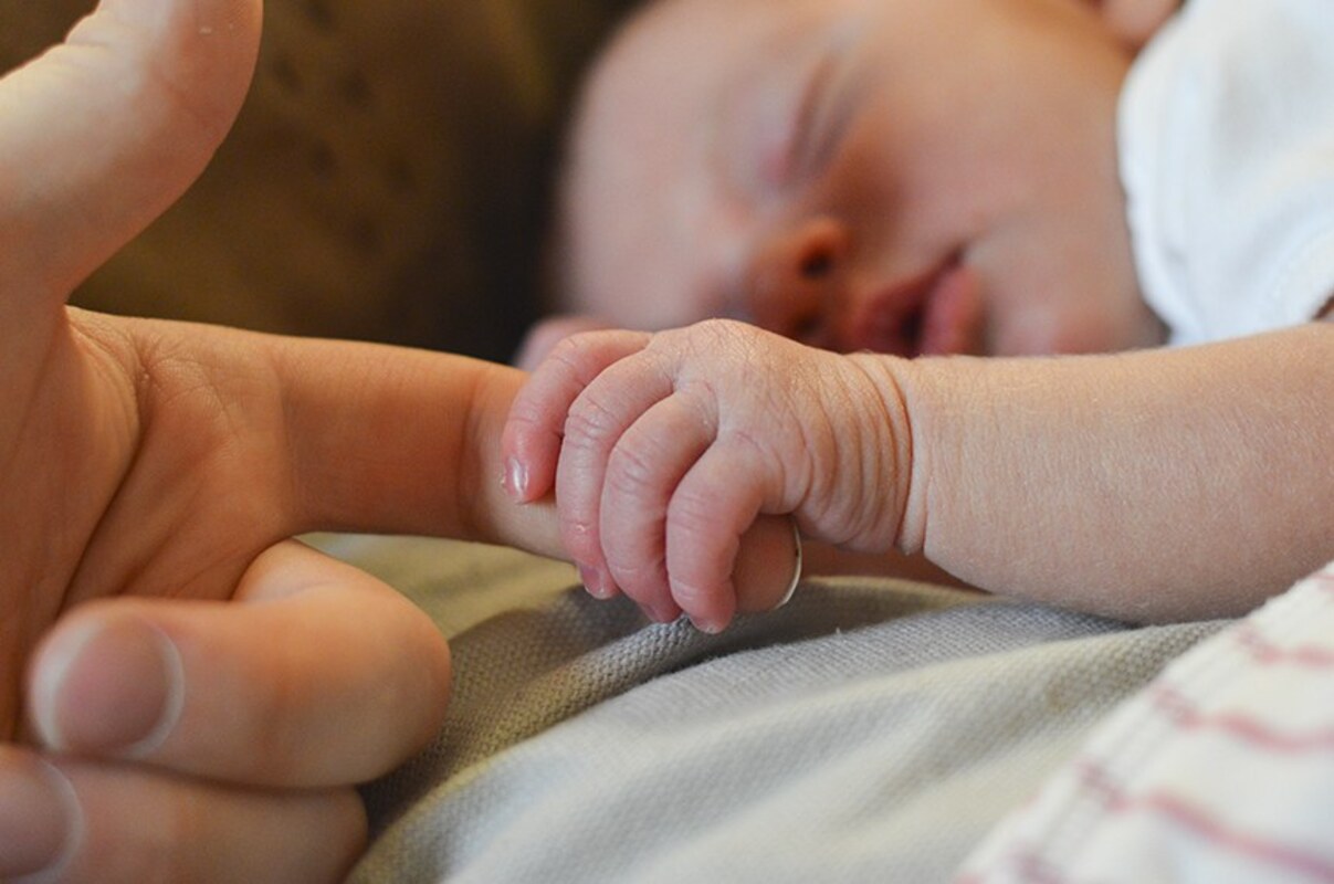 A norma também permite que o nome de um bebê recém-nascido seja modificado no prazo de 15 dias após o primeiro registro. 
