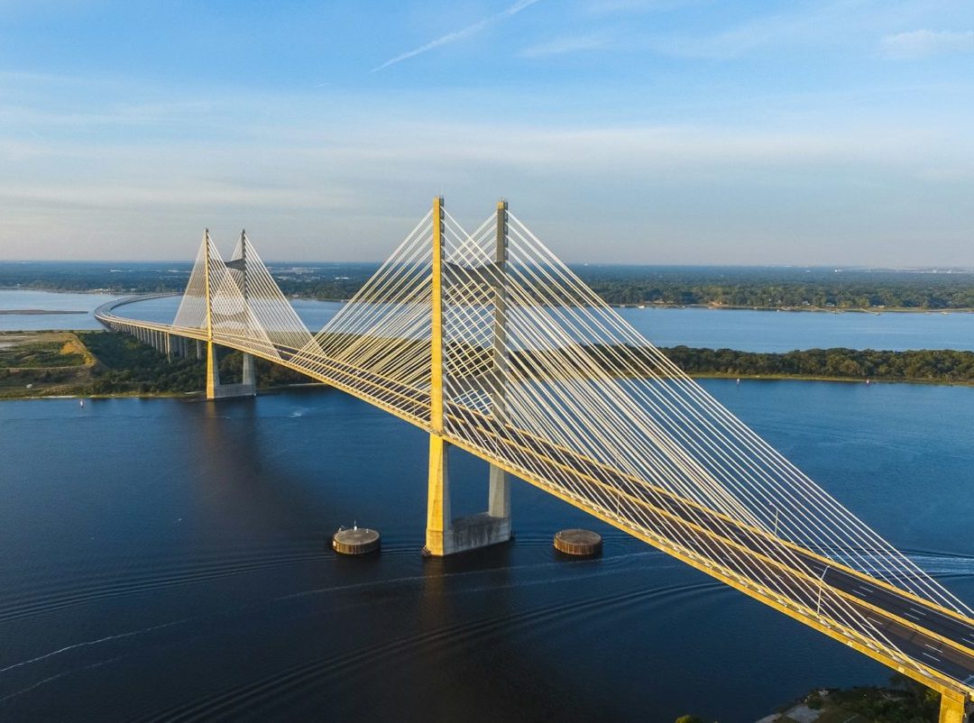 Marcos da engenharia: veja pontes suspensas incríveis pelo mundo! - Lance Asper Unsplash