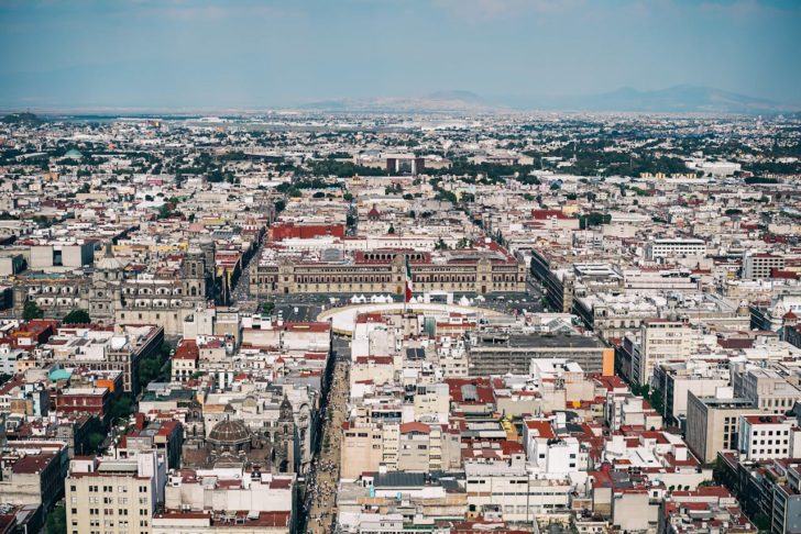 A capital mexicana, segunda cidade mais populosa da AmÃ©rica Latina atrÃ¡s apenas de SÃ£o Paulo, chegou a ter a mÃ¡ fama de mais poluÃ­da do mundo por muitos anos.
-pexels Ricky Esquivel

